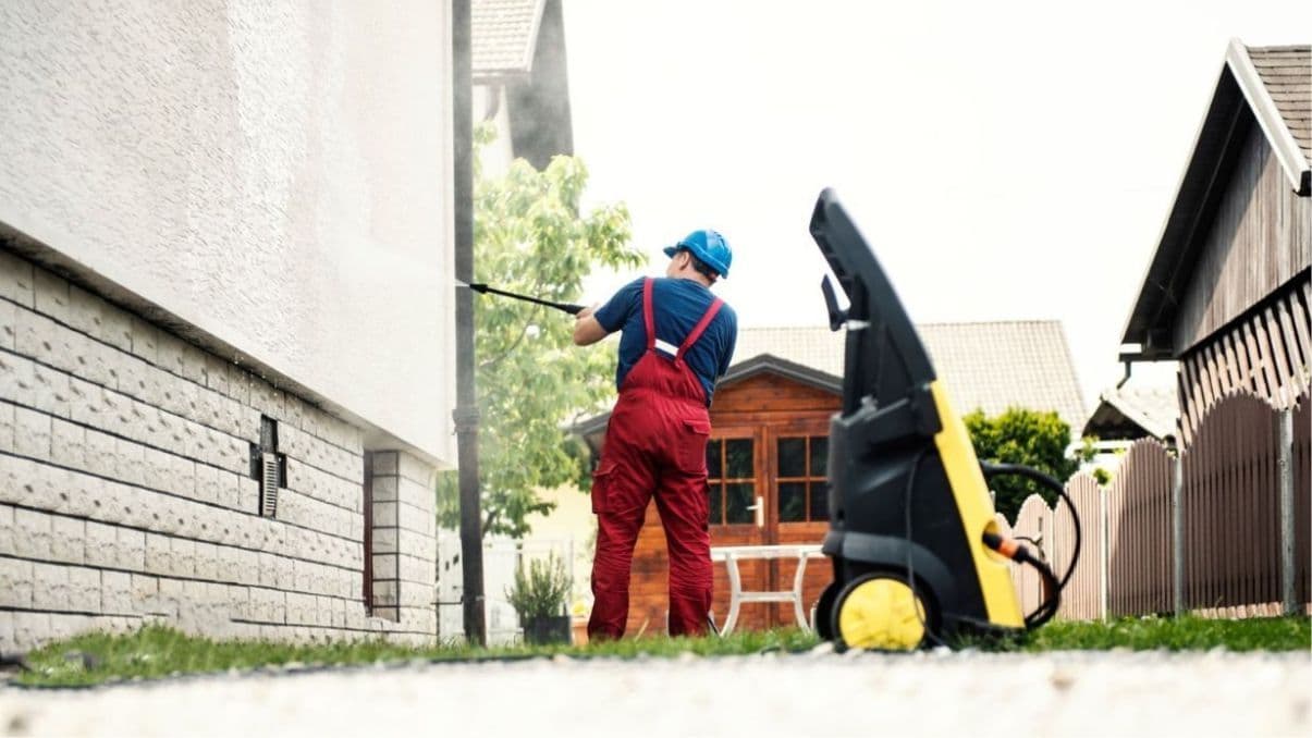 The Best Pressure Washers for 2025